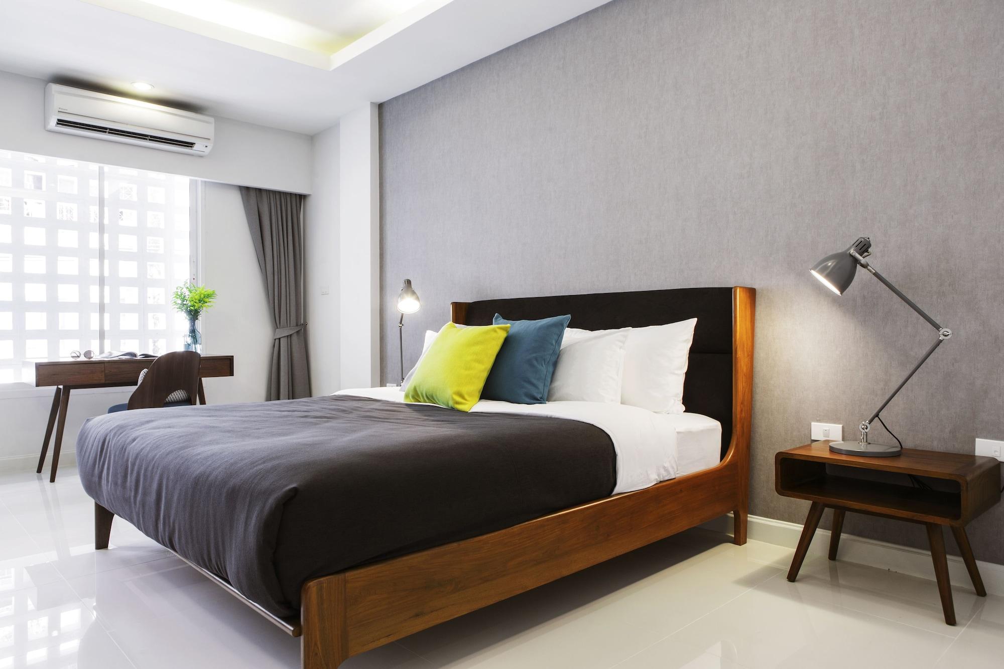 Tolani Nimman Villa Chiang Mai Bagian luar foto