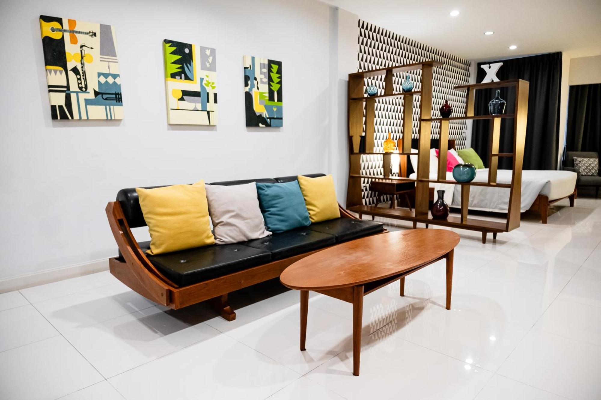 Tolani Nimman Villa Chiang Mai Bagian luar foto