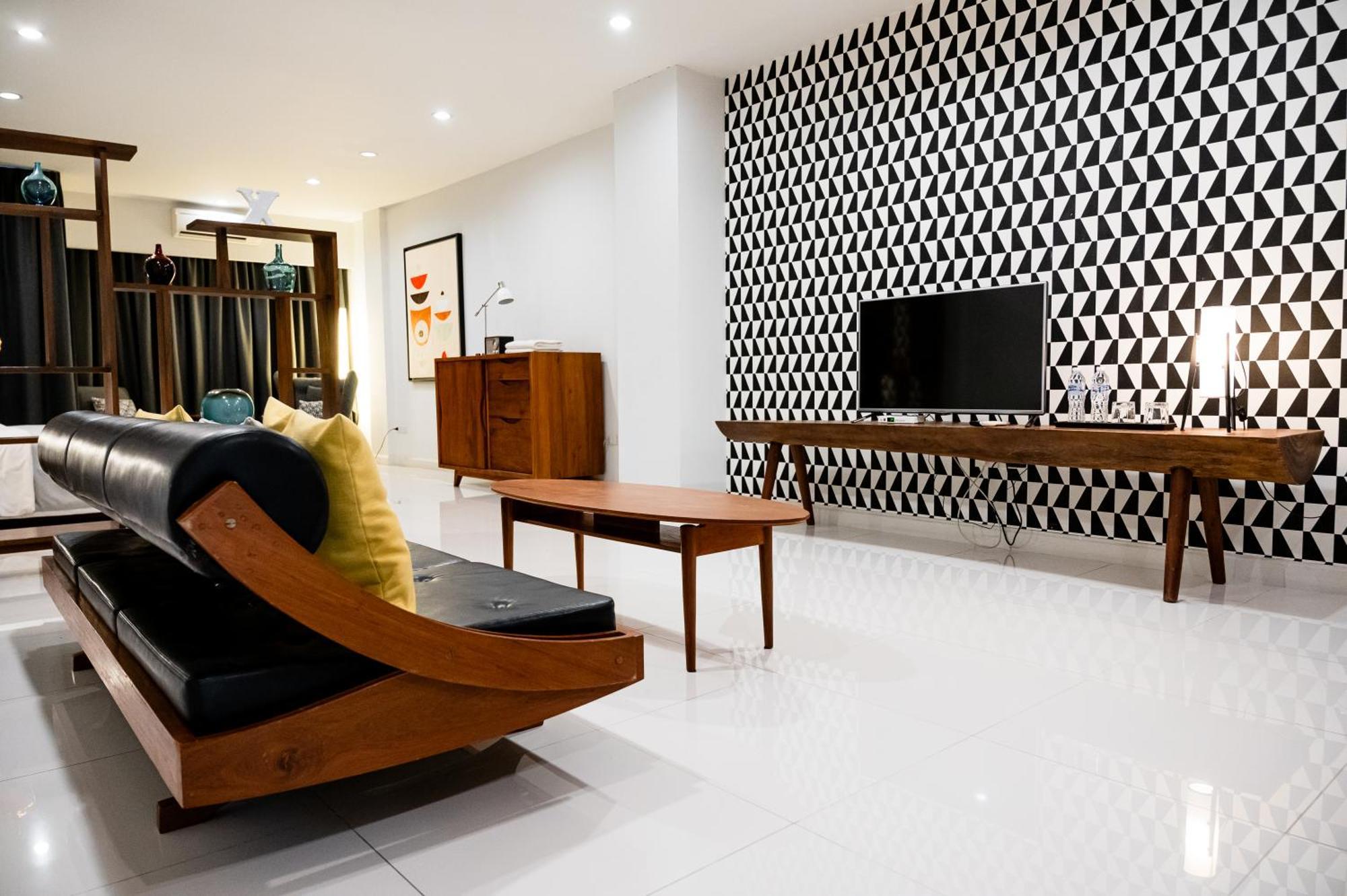 Tolani Nimman Villa Chiang Mai Bagian luar foto